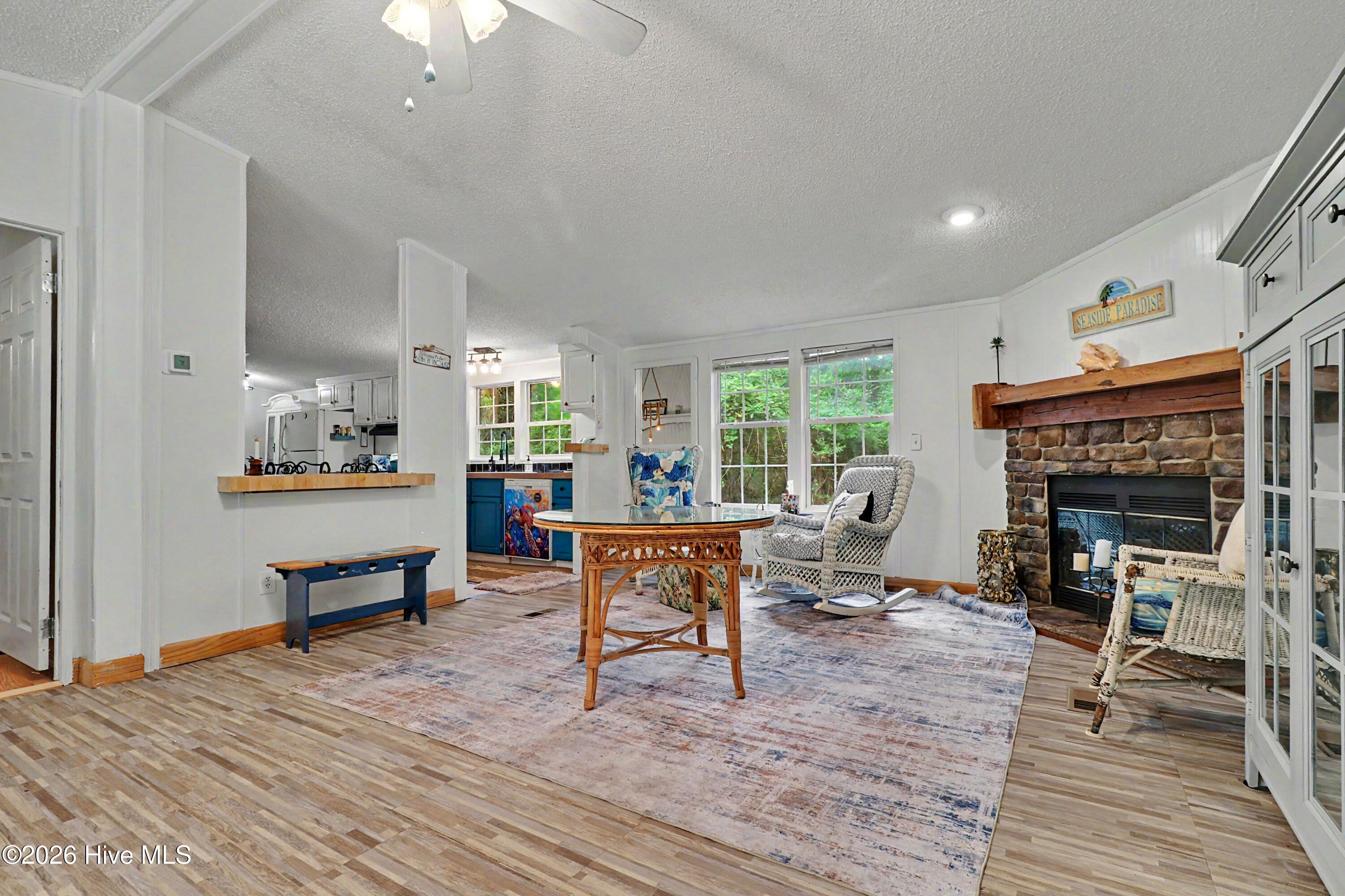 2271 Bob White Road SW