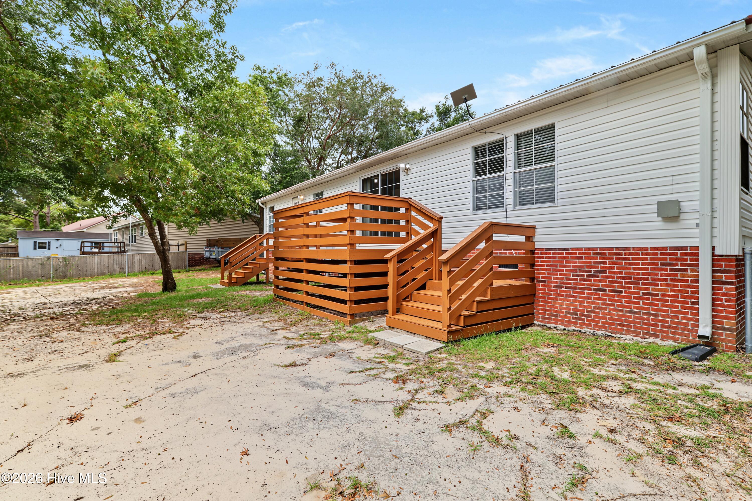 519 Mulligan Way SE