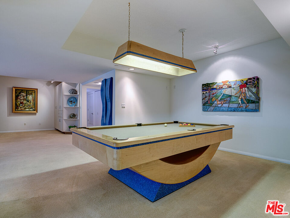 13600 Marina Pointe Dr Unit: 614