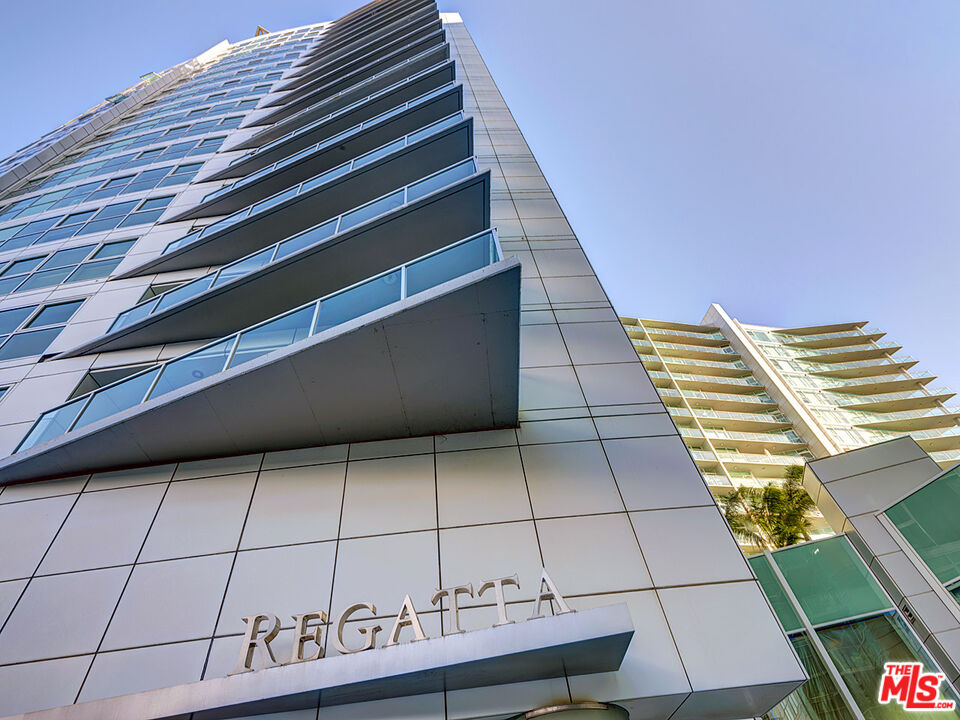 13600 Marina Pointe Dr Unit: 614
