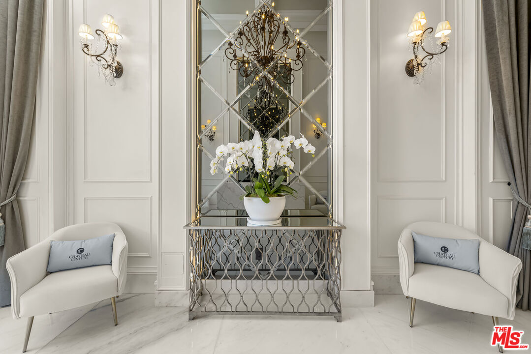 1825 Pandora Ave, #303