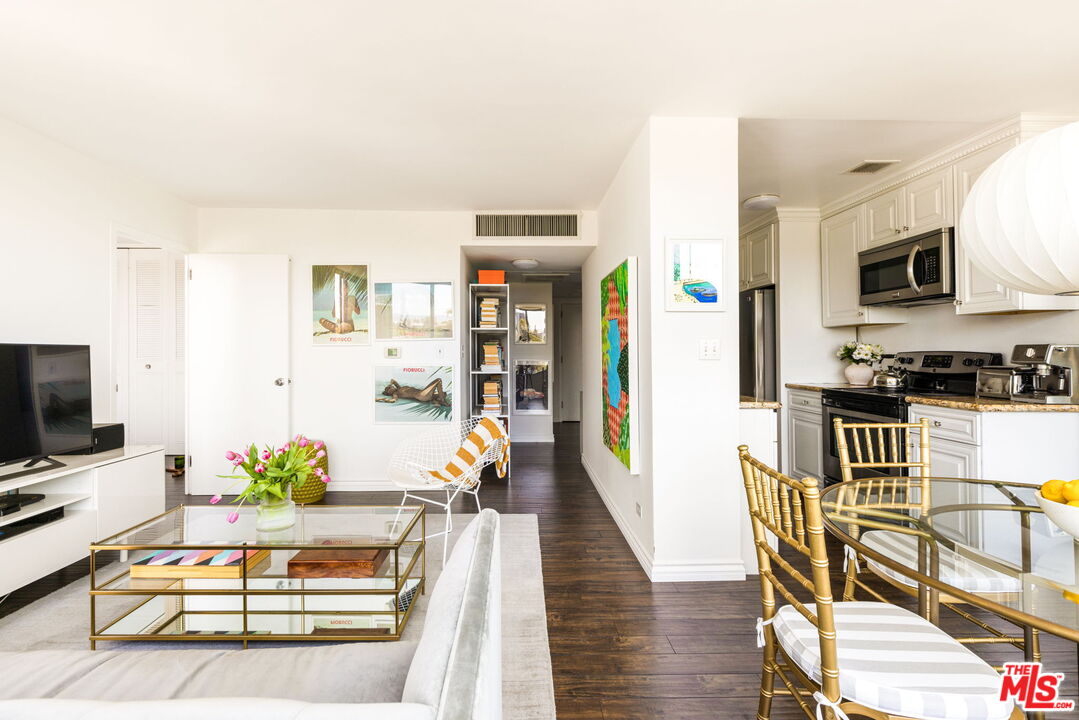 10501 Wilshire Blvd, #917