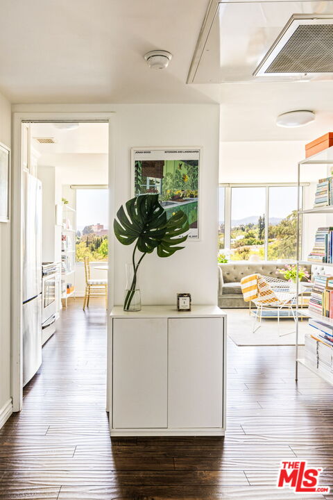 10501 Wilshire Blvd, #917