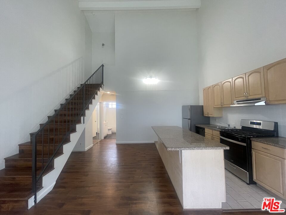 1531 N Detroit St, #303