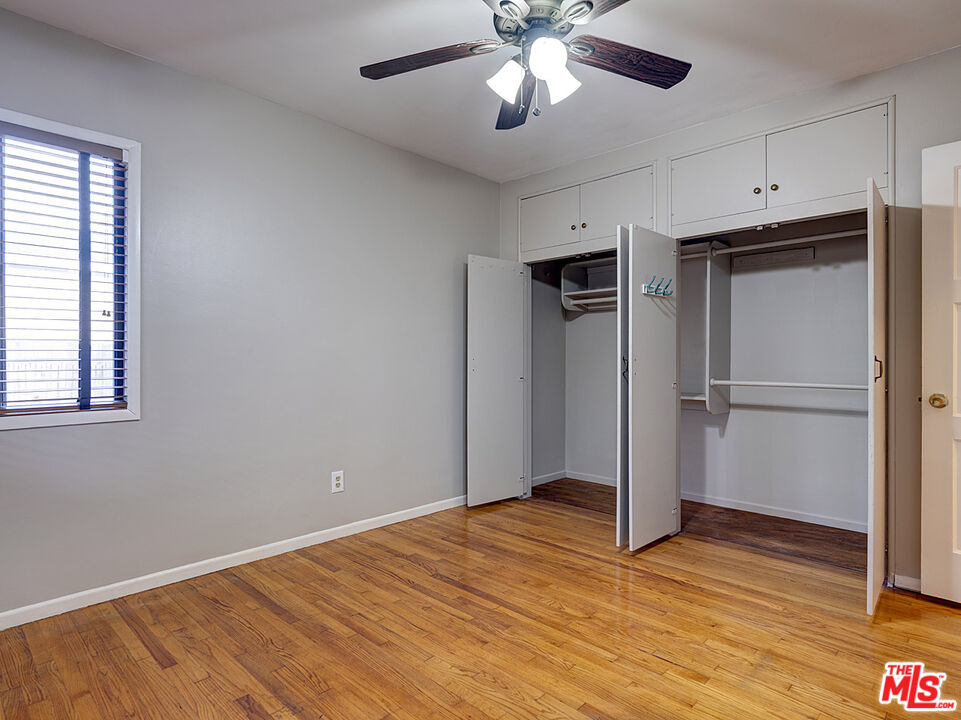 4137 Sunnyside Ave