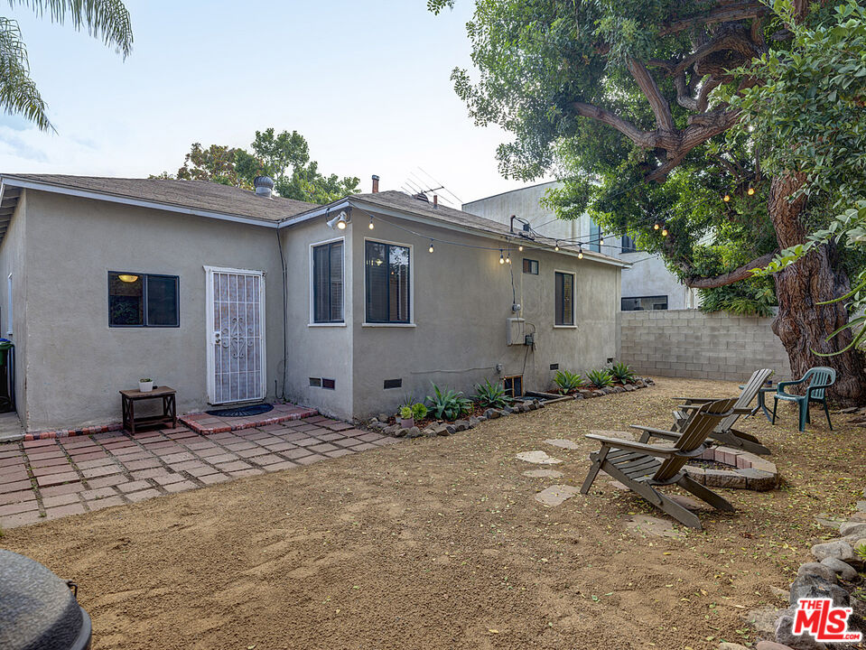 4137 Sunnyside Ave