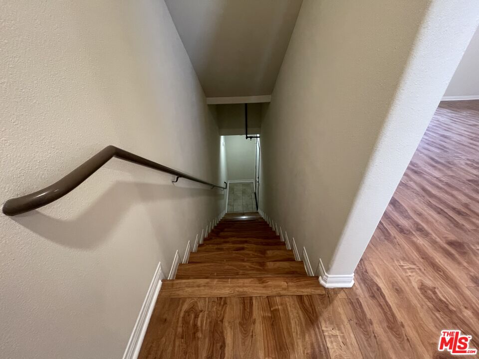 15024 Magnolia Blvd, #104