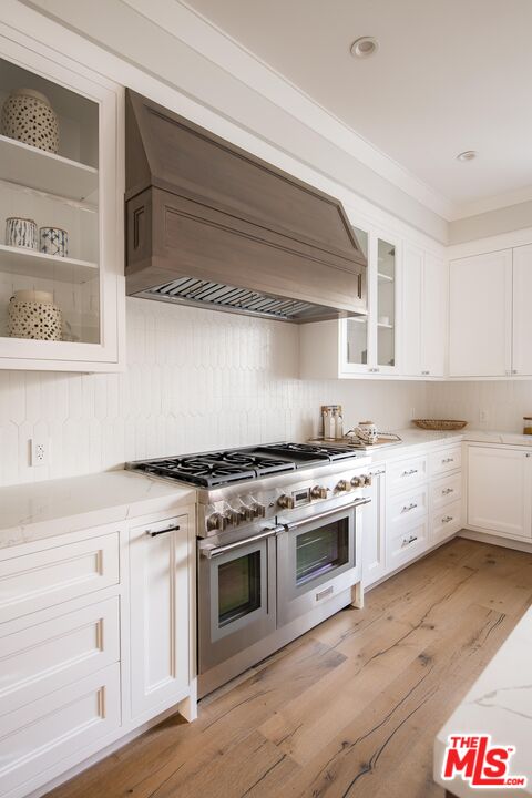 17360 W Amina Pl