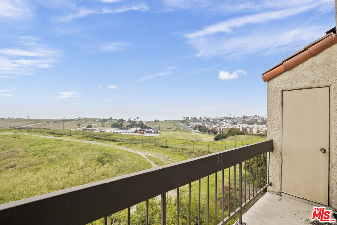 8180 Manitoba St Unit: 342