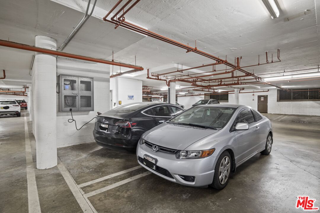 8180 Manitoba St Unit: 342