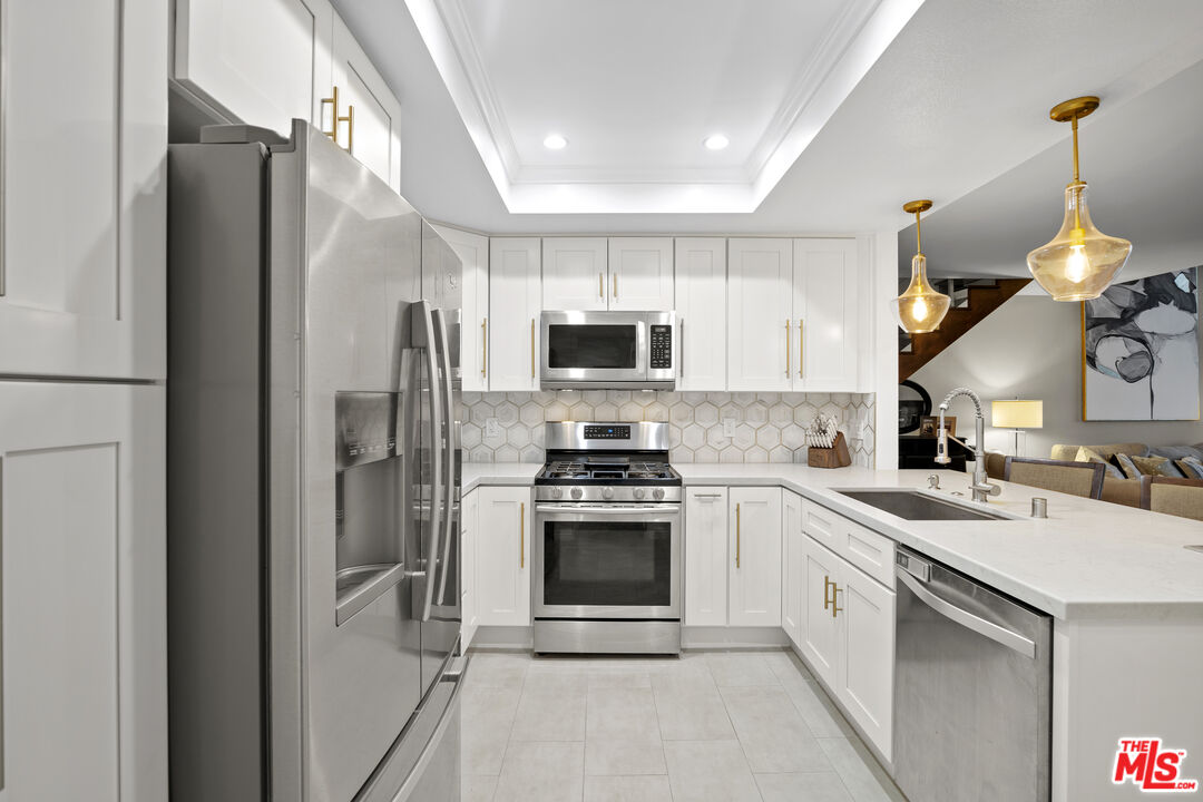 8180 Manitoba St Unit: 342