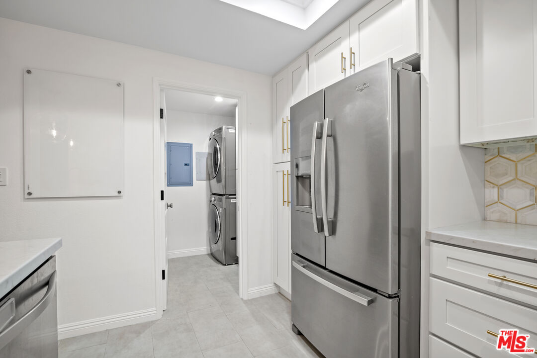 8180 Manitoba St Unit: 342