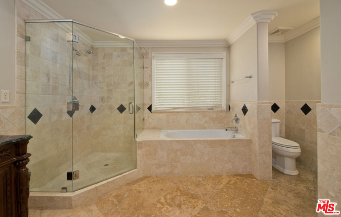 11440 National Blvd, #14