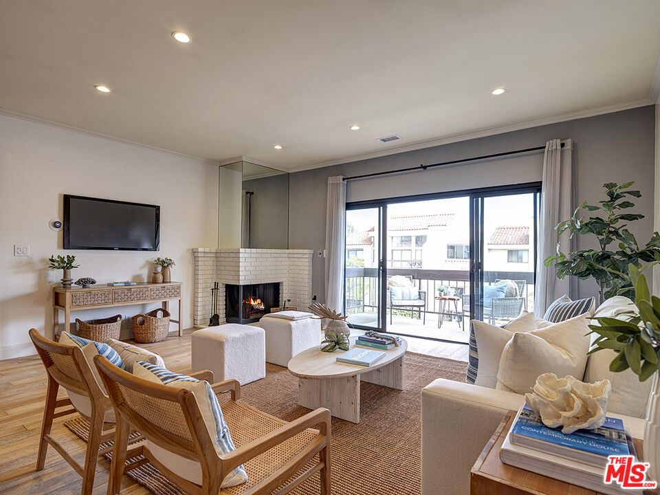 8180 Manitoba St Unit: 353