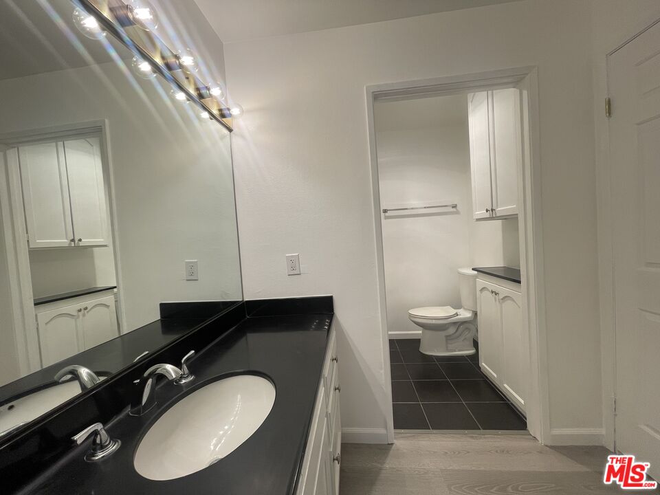 1337 N Sierra Bonita Ave, #205