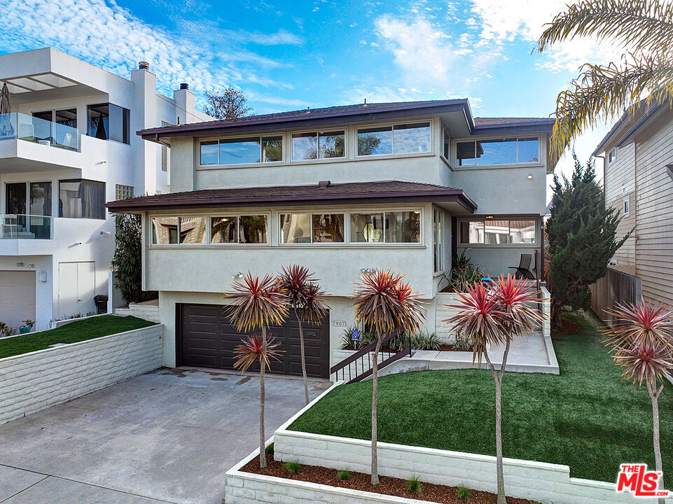 7907 Berger Ave