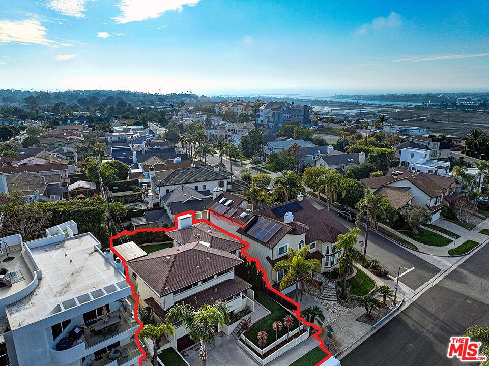 7907 Berger Ave
