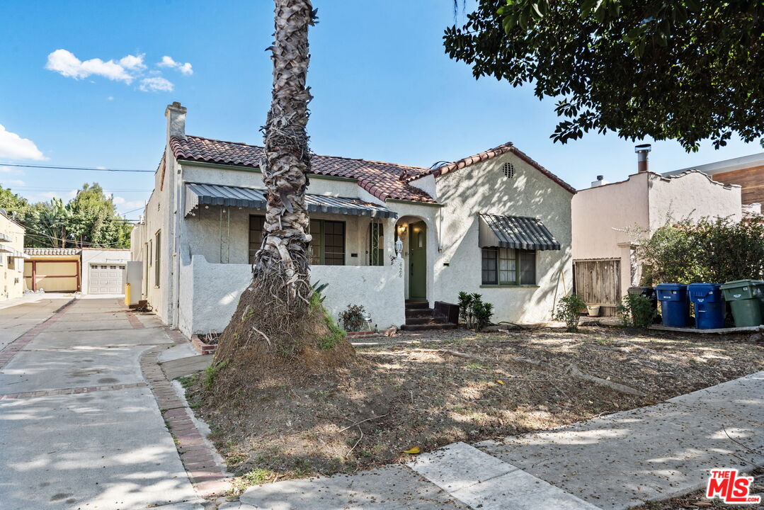 426 N Vista St