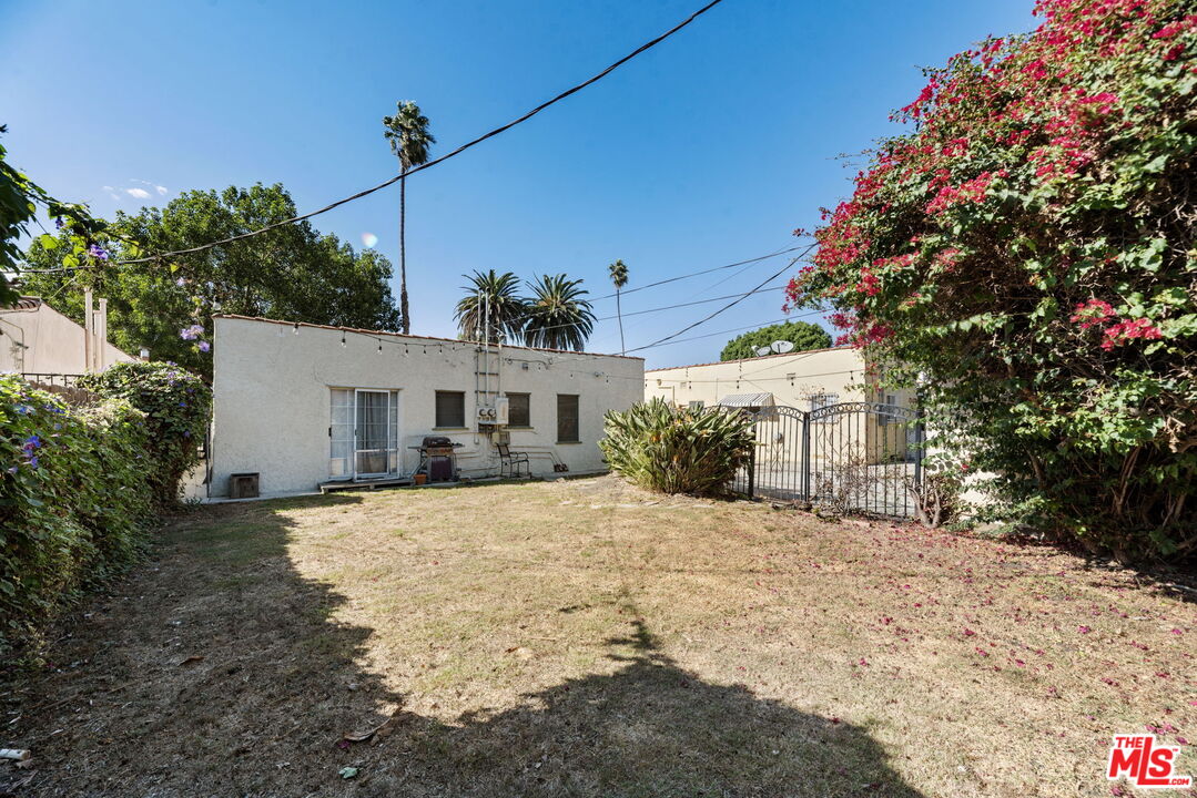 426 N Vista St