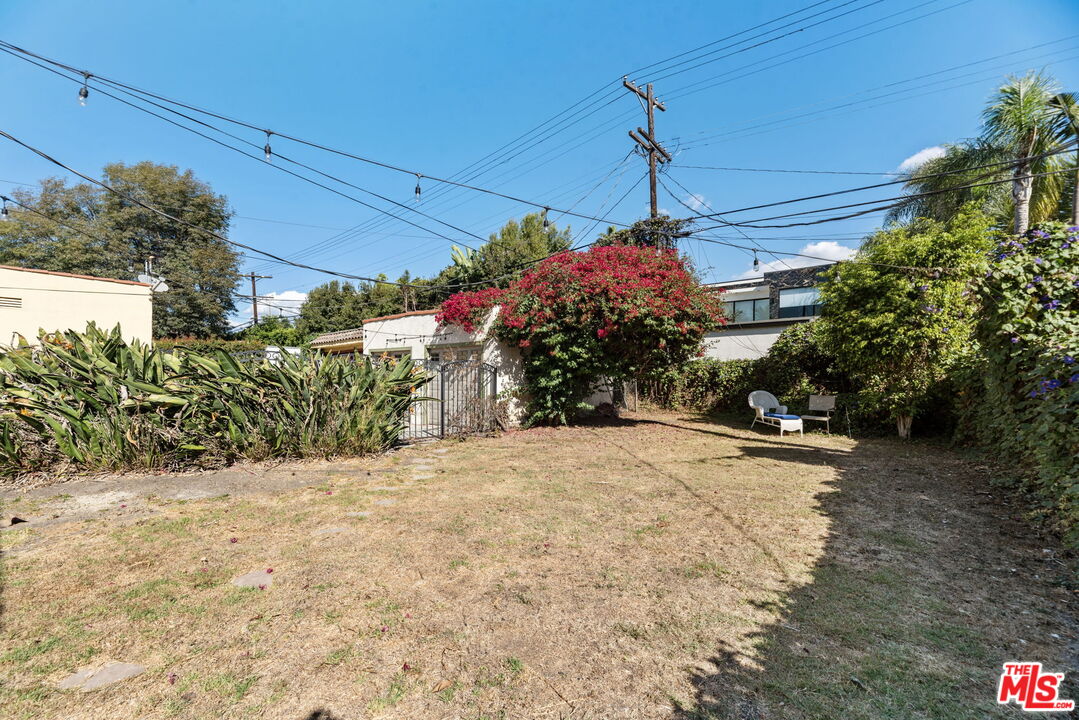 426 N Vista St