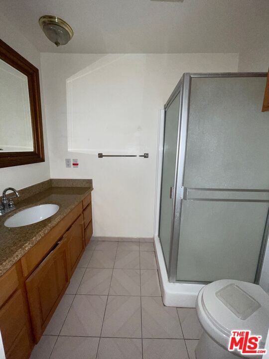 10921 Morrison St, #3