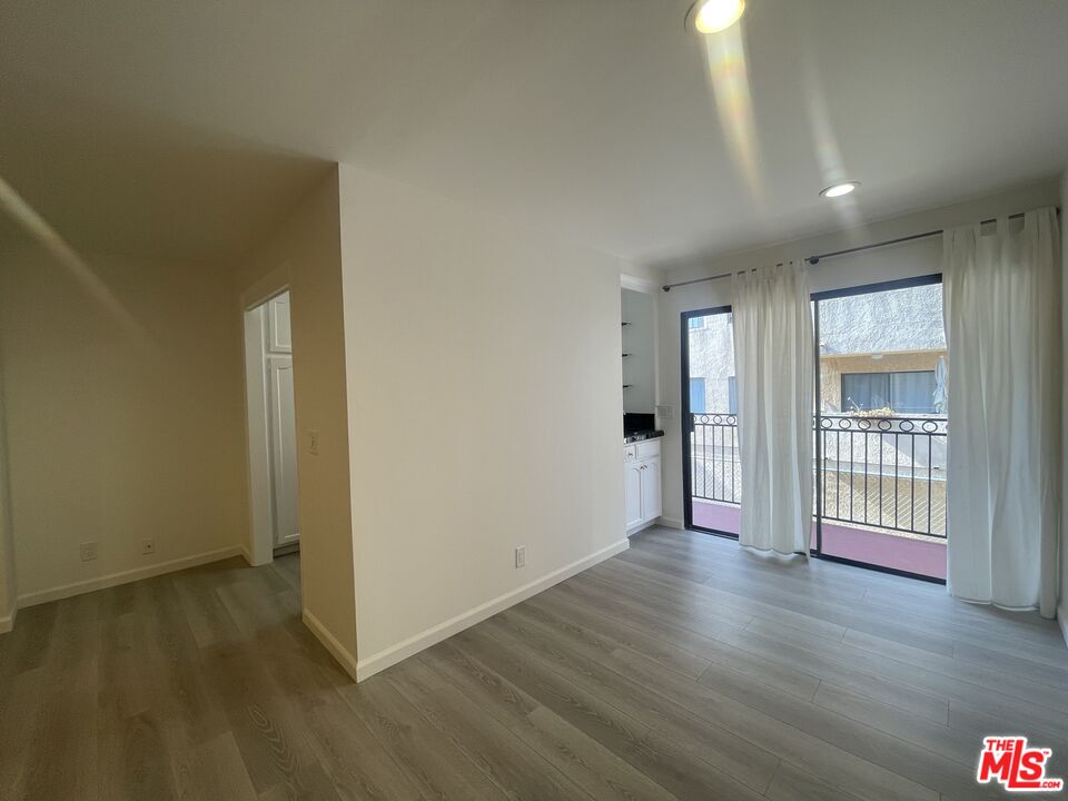 1338 N Sierra Bonita Ave, #103