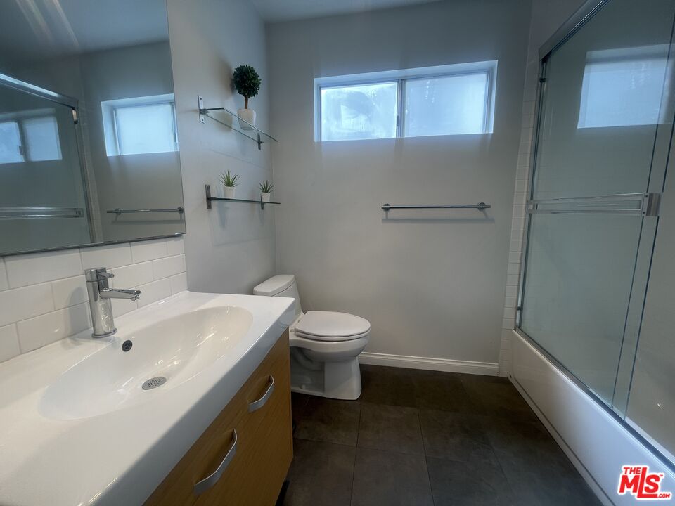 6151 Orange St, #116