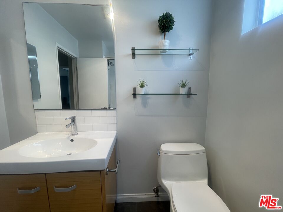 6151 Orange St, #116