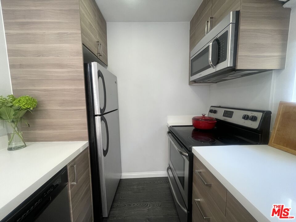 6151 Orange St, #116