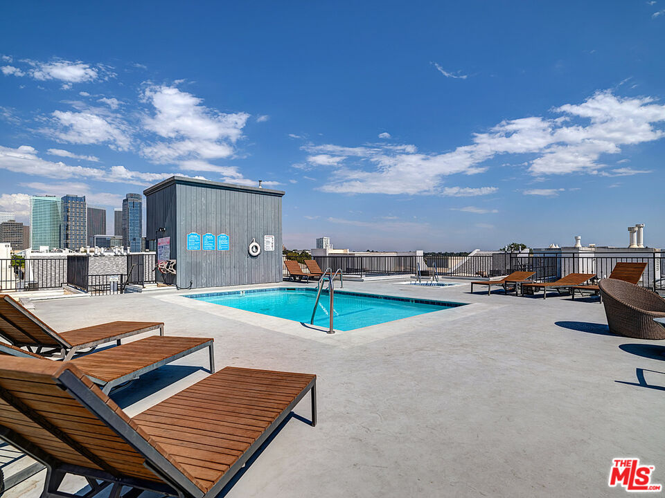 1830 Westholme Ave Unit: 310