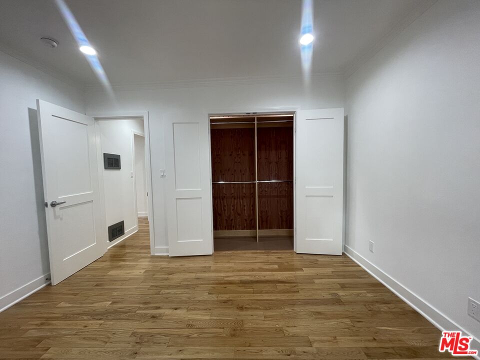 1126 N Formosa Ave, #4