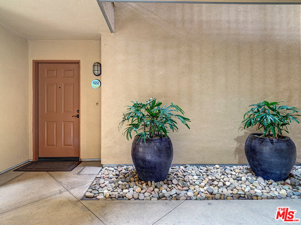 6020 S Seabluff Dr Unit: 122
