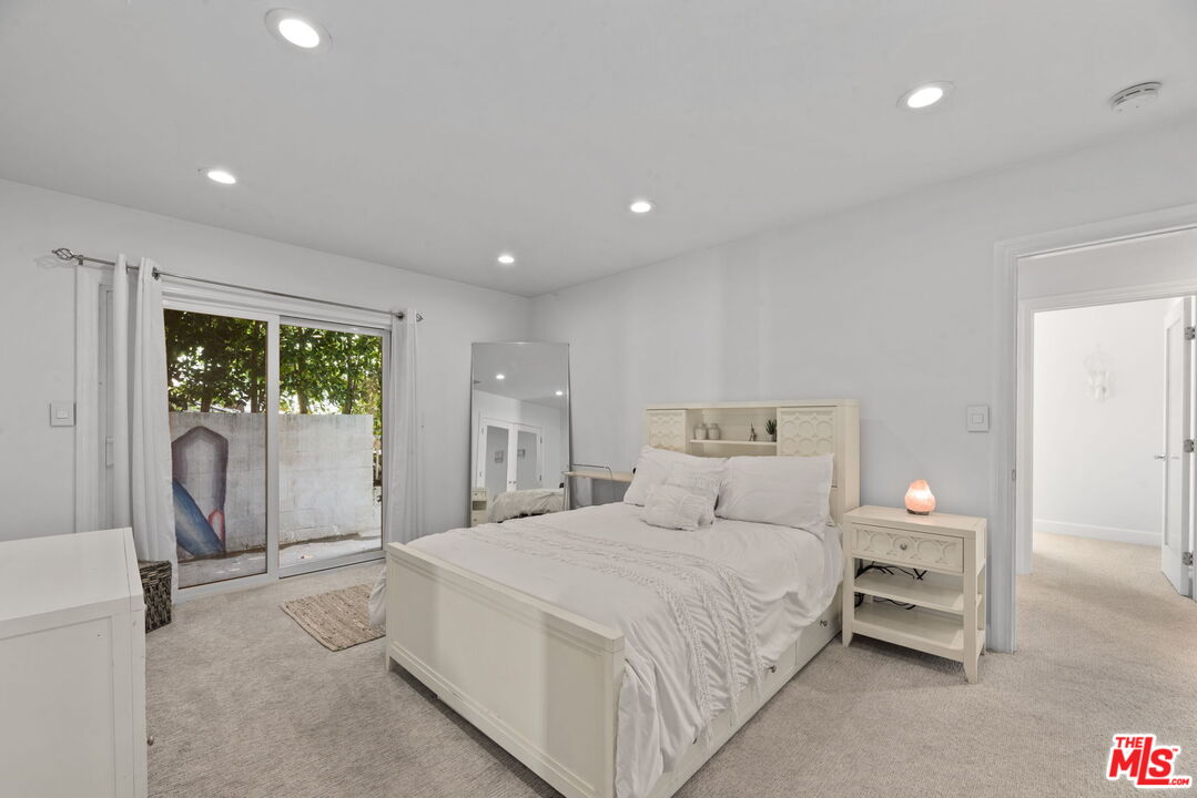 641 Walther Way
