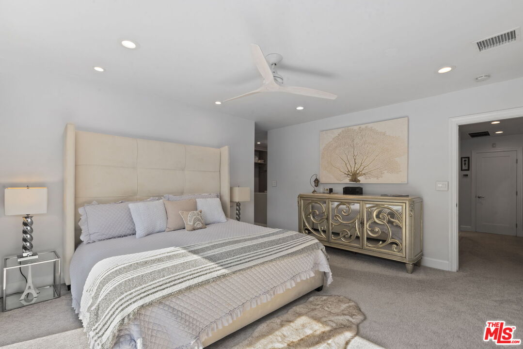 641 Walther Way
