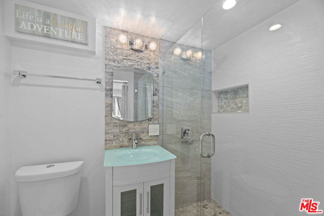 641 Walther Way