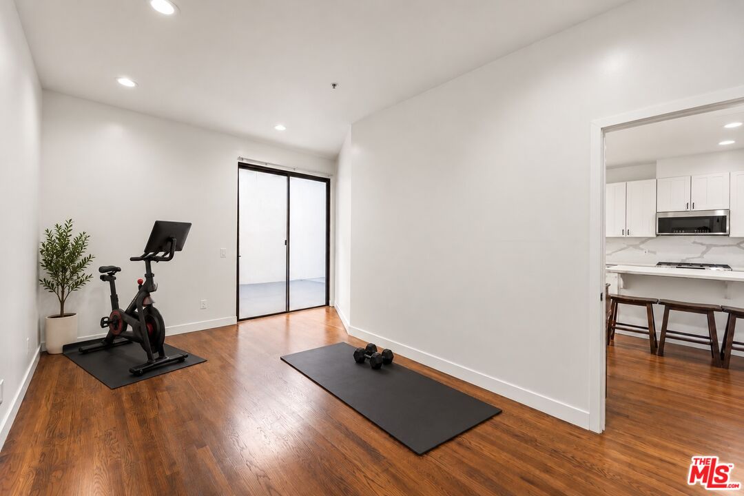 2646 Rinconia Dr