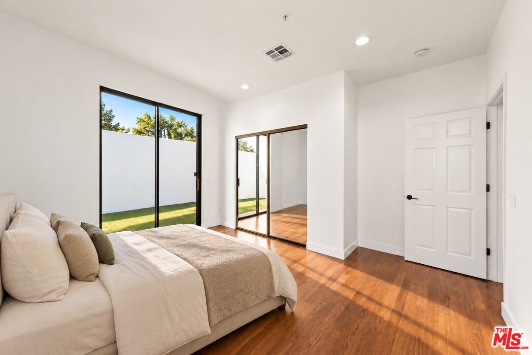 2646 Rinconia Dr