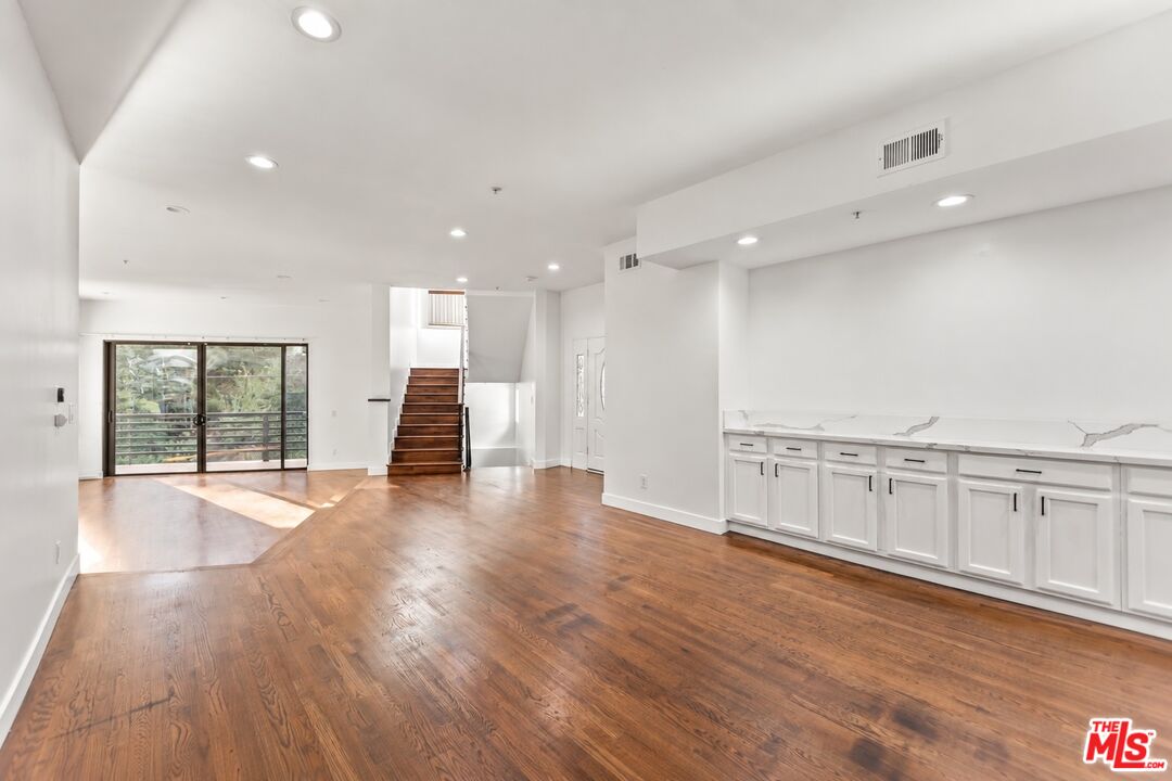 2646 Rinconia Dr