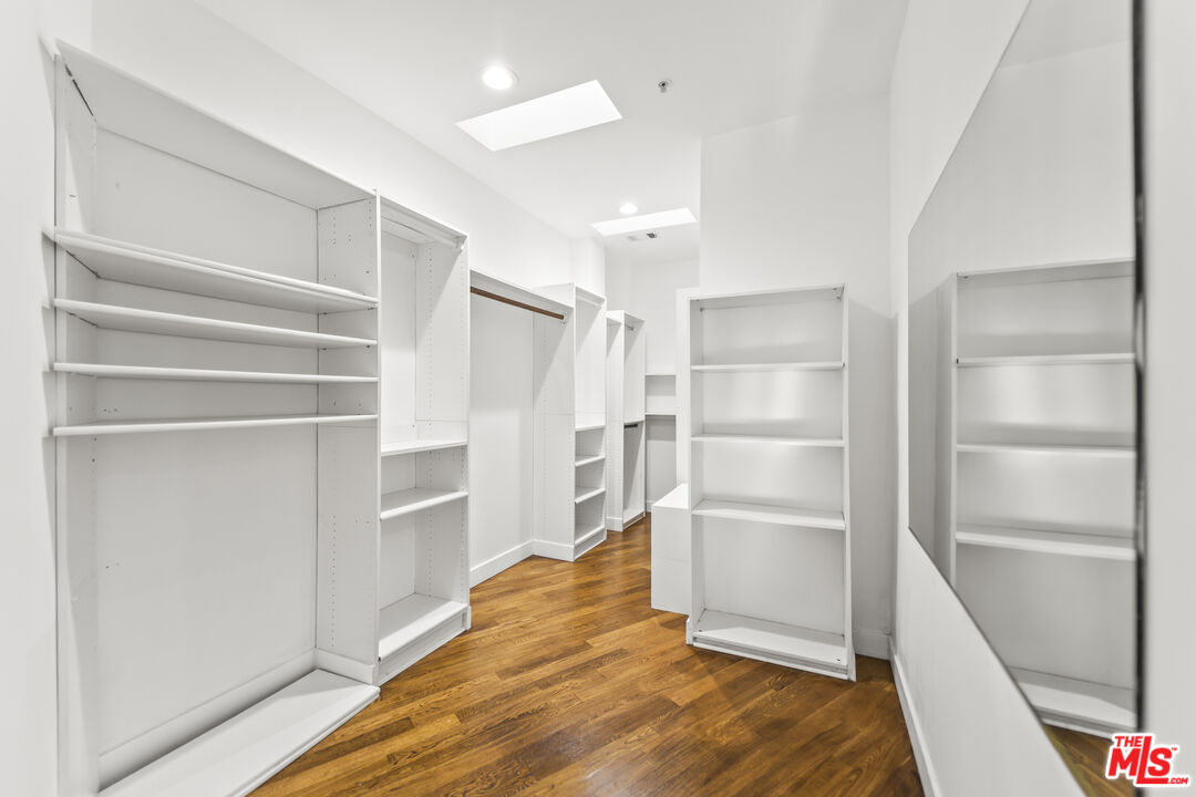 2646 Rinconia Dr