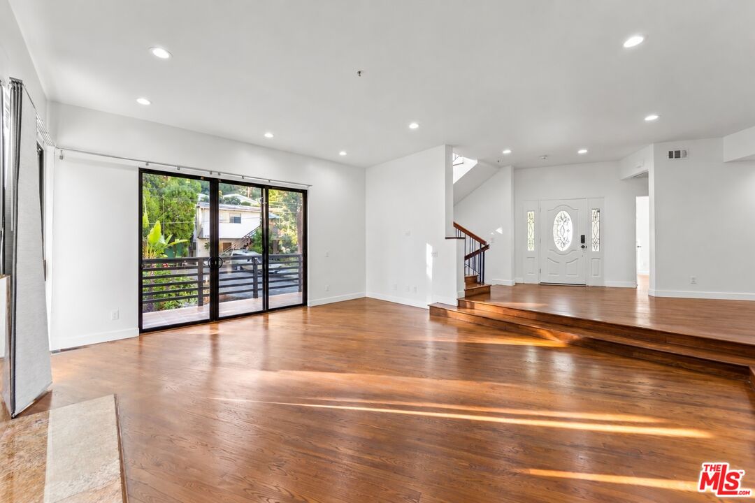 2646 Rinconia Dr