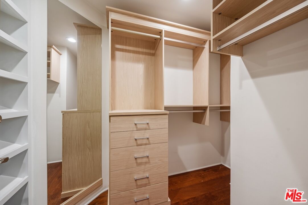 15500 W Sunset Blvd, #105