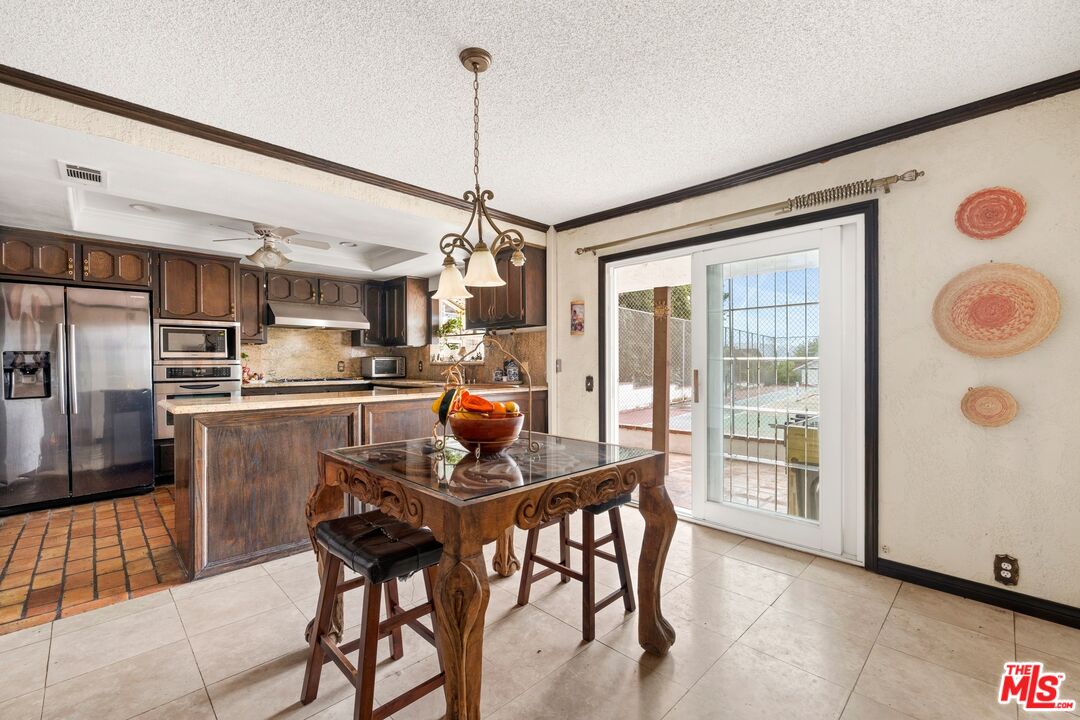 7680 E Eucalyptus Wy