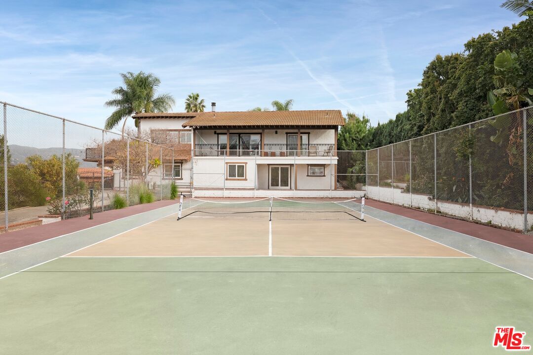 7680 E Eucalyptus Wy