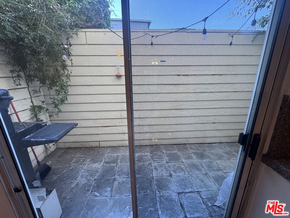 2912 11th St Unit: 3