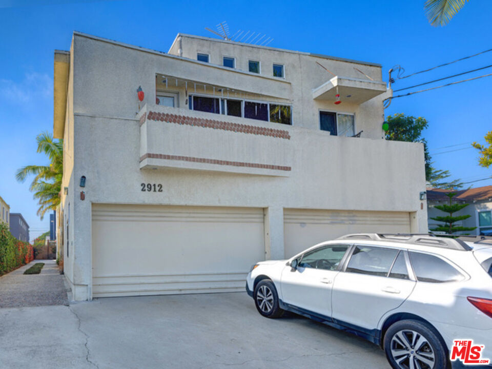 2912 11th St Unit: 3