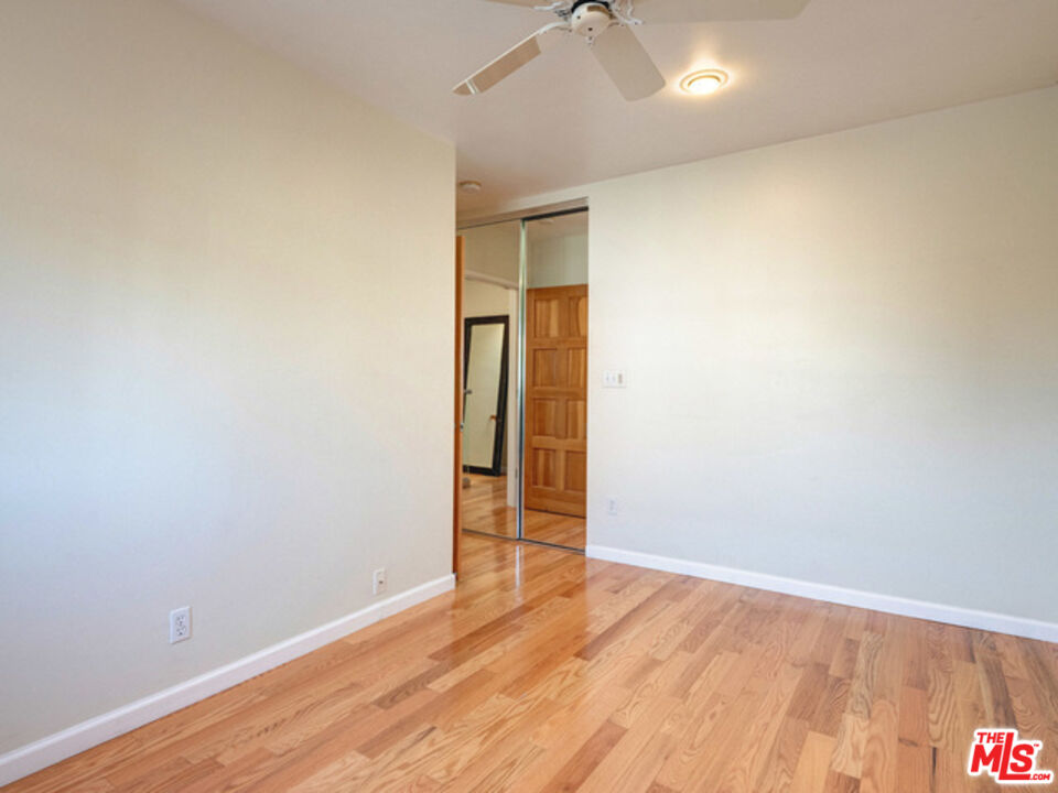 2912 11th St Unit: 3