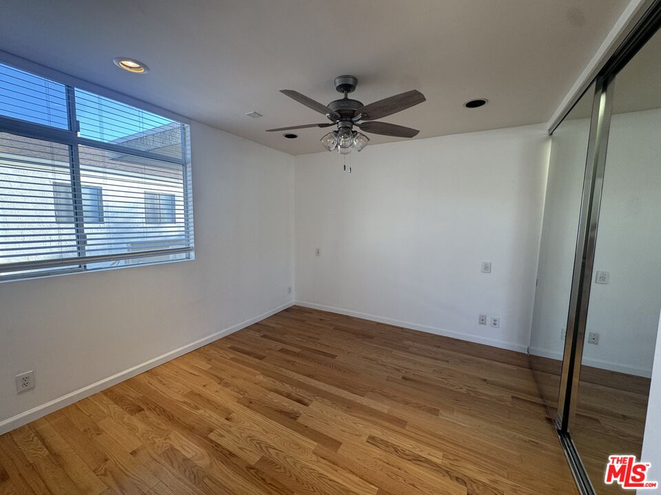 2912 11th St Unit: 3