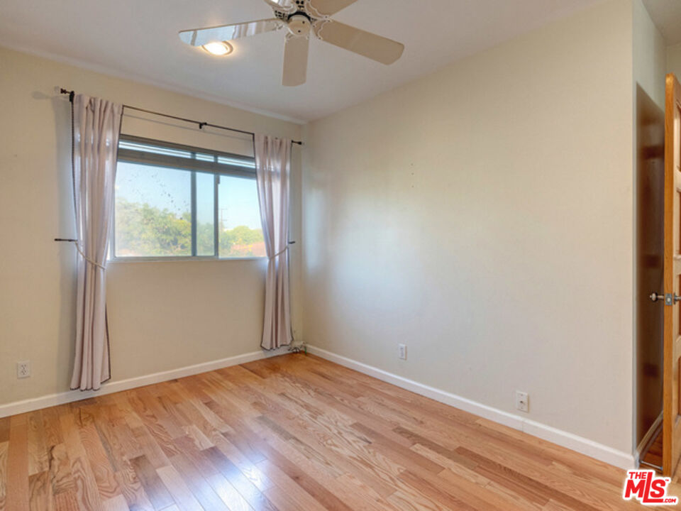 2912 11th St Unit: 3