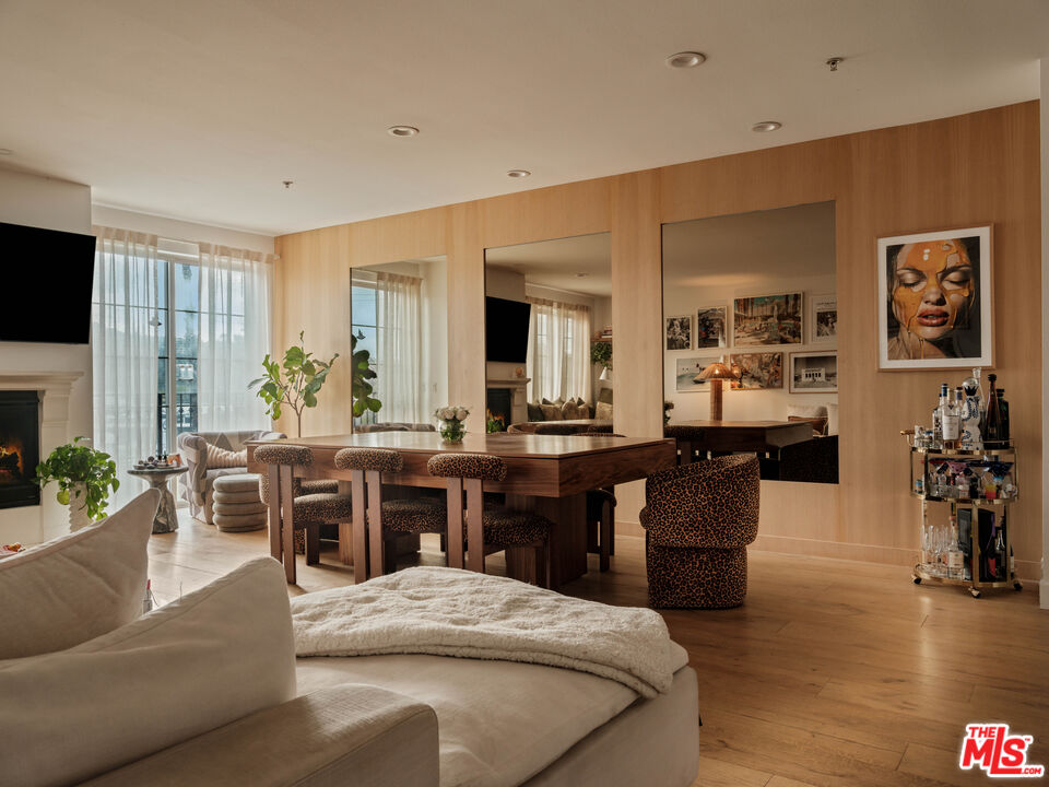 10648 Woodbridge St Unit: 306