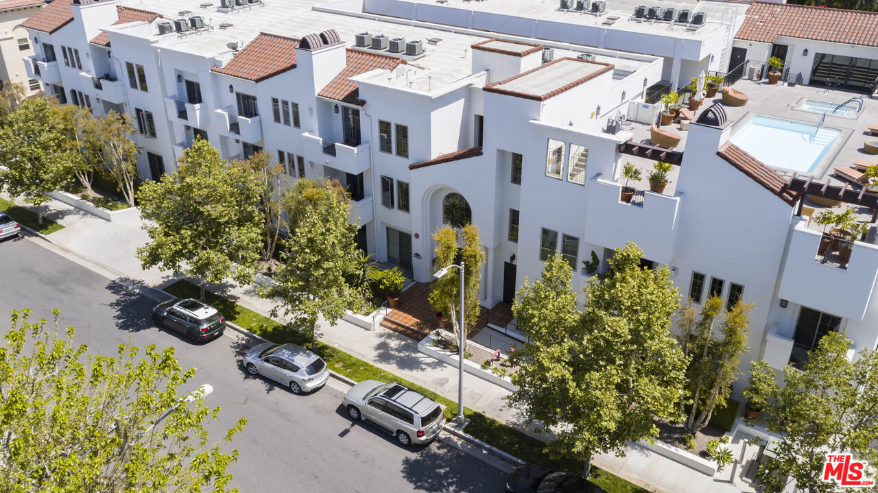 10648 Woodbridge St Unit: 306